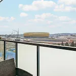 Sucha 33 Modern Apartment With Parking By Noclegi Renters